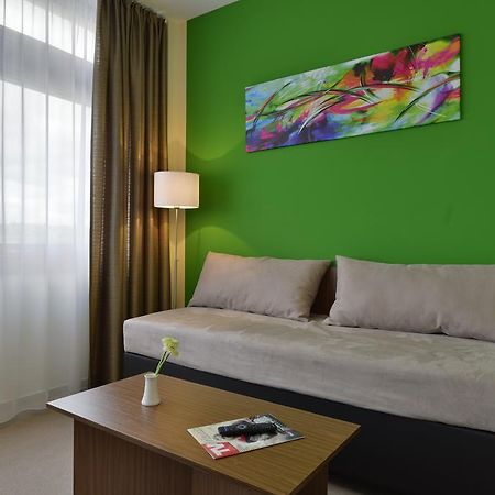 Invite Hotel Fulda City Hauptbahnhof מראה חיצוני תמונה